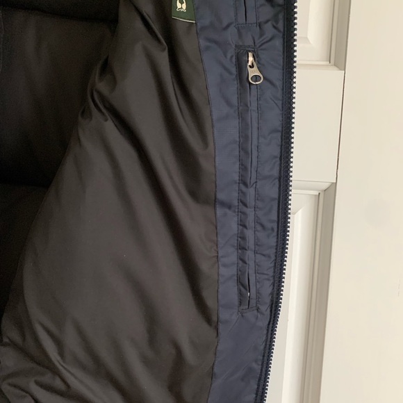 Eddie Bauer Puffer Vest - Picture 6 of 6